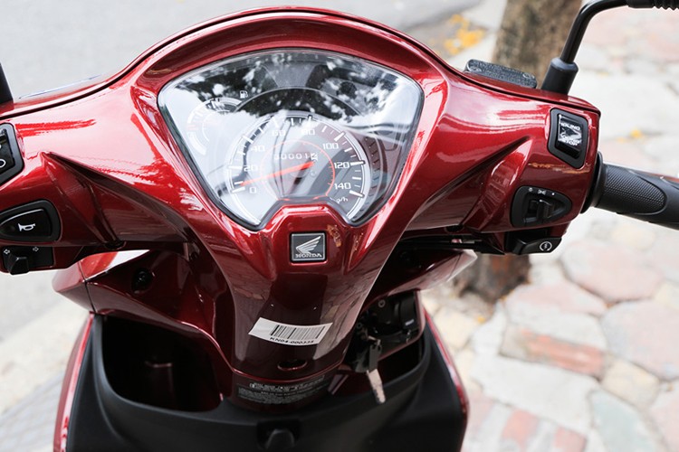 Ha be Yamaha Sirius, Honda Vision dat khach nhat VN-Hinh-4